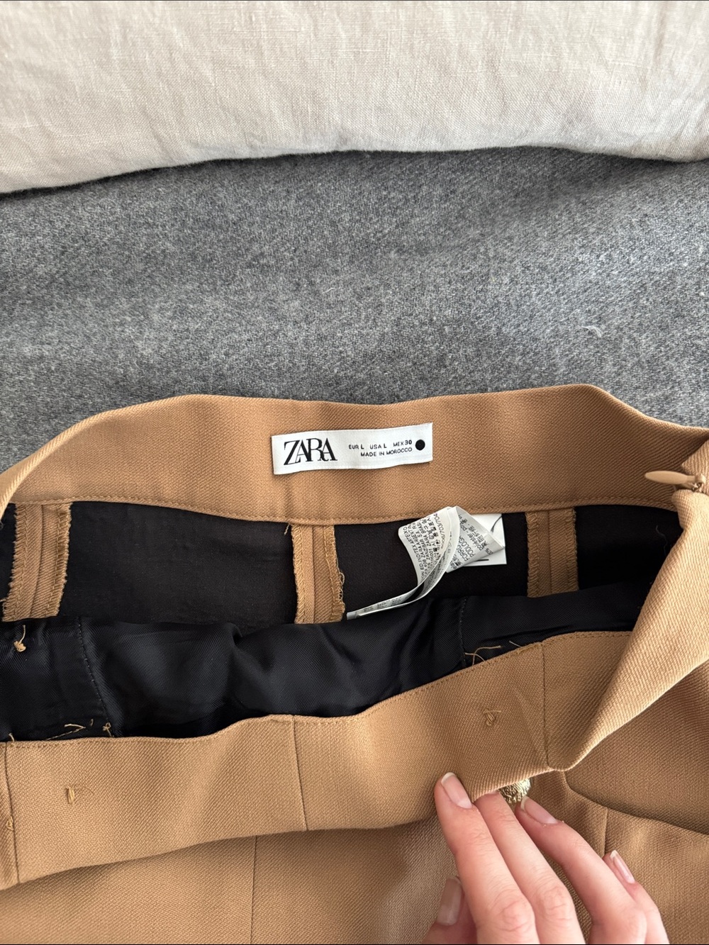 Zara high waisted tailored shorts - Picture 3 of 4
